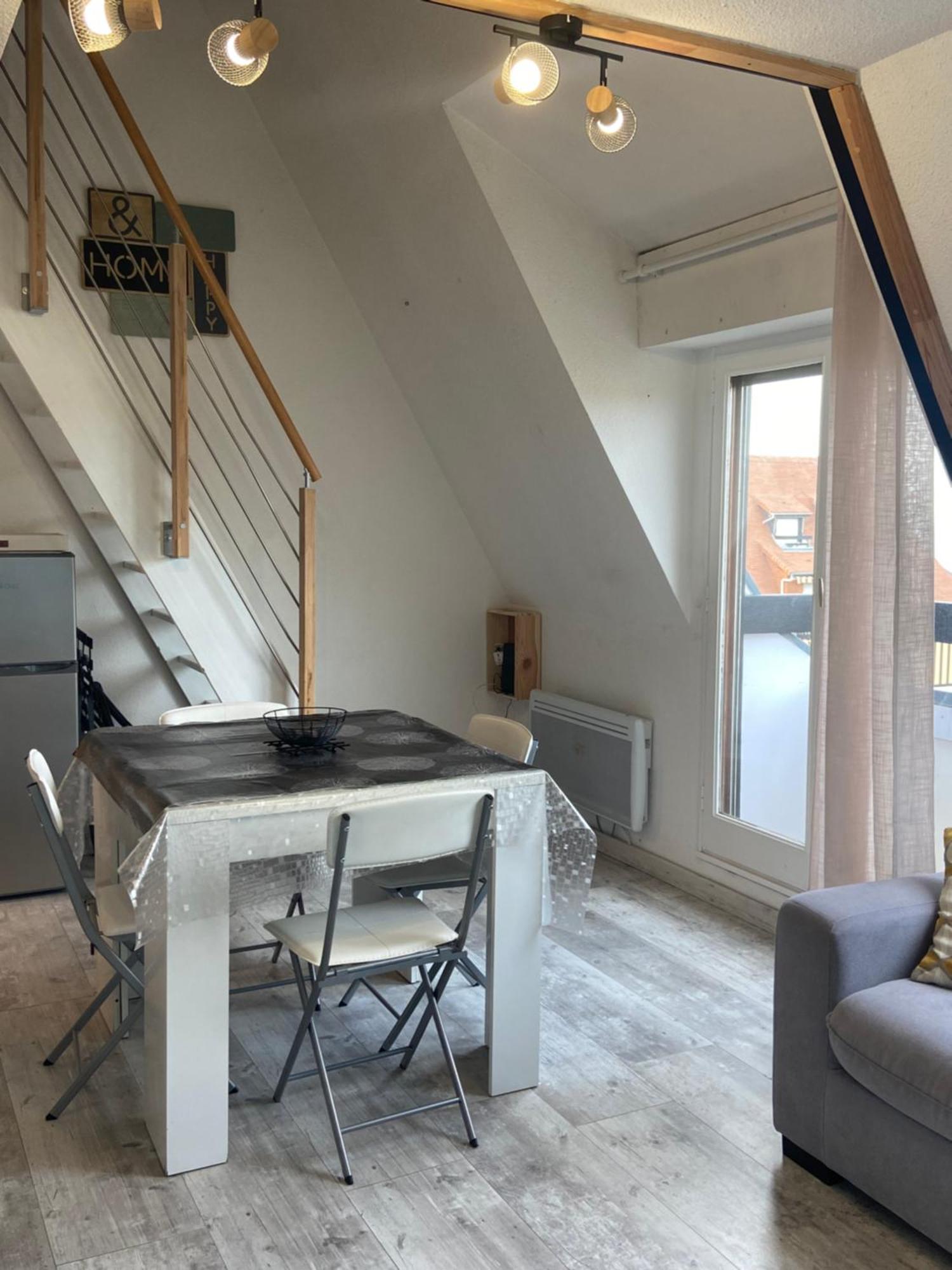 Duplex A 150 Metres De La Mer Apartment วิลเลร์-ซูร์-แมร์ ภายนอก รูปภาพ